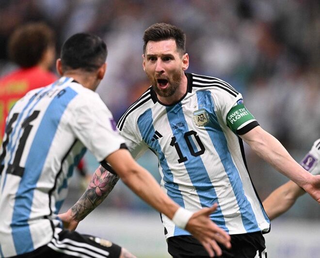 Cầu thủ xuất sắc nhất trận Argentina vs Croatia: Messi “tặng” giải?