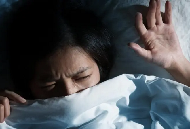 Mơ bị rượt đuổi có ý nghĩa gì? Giải mã tâm lý ẩn sau giấc mơ đó